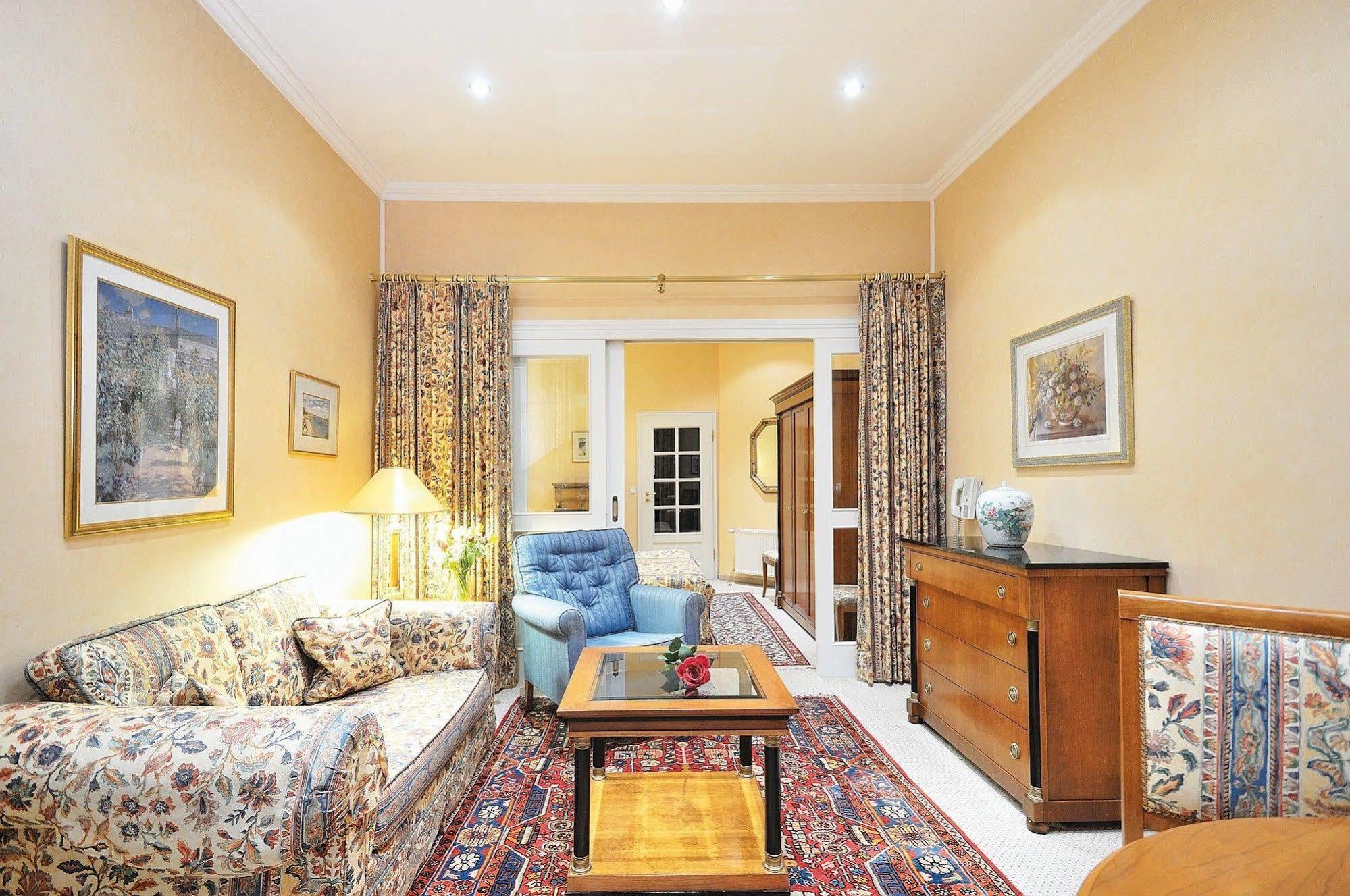 Hotel Residenz Am Rosengarten Μπαντ Κίσινγκεν Δωμάτιο φωτογραφία